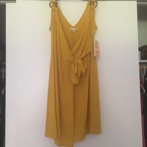 Gianni Bini Small yellow mustard dress